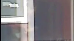 Το σφιχτό MILF παίρνει ένα τεράστιο φορτίο στο πρόσωπό της