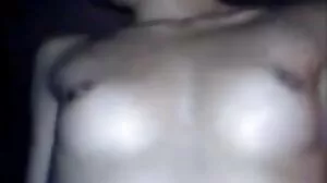 Το Asian Elf Doll γάμησε τον Hard μετά τα Χριστούγεννα