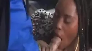 Η Taed Out Slut ξοδεύει ΟΛΗ την Moniez του Hubby!