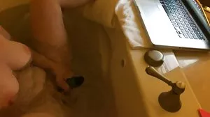 Είναι ένα Dick-in-a-Box! - Το Bride 2 Be δοκιμάζει το ολοκαίνουργιο Willy
