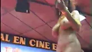 MYLF Busty Milf Maid Penny Barber αφήνει το αφεντικό της να γαμήσει το ζουμερό της μουνί για χρήματα