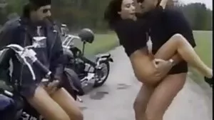 Ψυχίατρος διαγιγνώσκει ασθενή με οξεία πορνεία