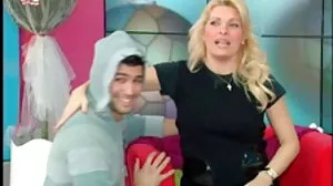 Το Super-Nerd κυκλοφορεί το Kraken για το Oily Anal