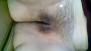 Το Caring MILF ξυπνά τον Stepson Steve για το Sex & Facial